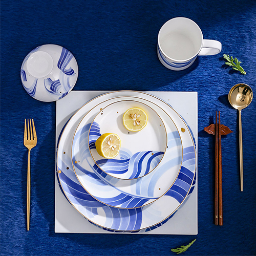 <b>芭蕉聽雨酒店餐具擺台叼嘿视频网站</b>